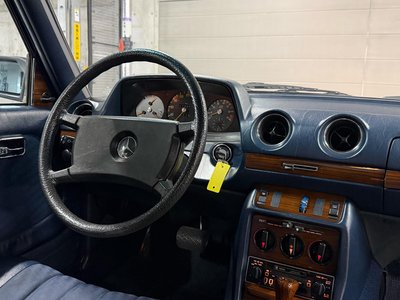 1982 Mercedes-BENZ MEDIUM-CLASS 照片 10