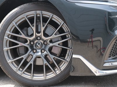 LEXUS LS - 9