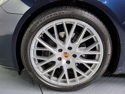 PORSCHE PANAMERA - 6