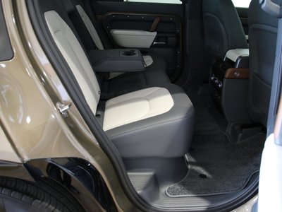صورة مصغرة 31 لـ 2024 LAND Rover DEFENDER
