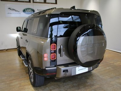 صورة 7 لـ 2024 LAND Rover DEFENDER