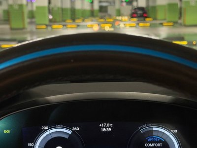BMW I8 - 8