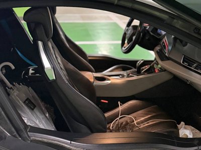 BMW I8 - 7