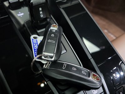 صورة مصغرة 32 لـ 2024 Porsche 911