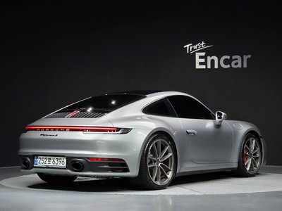 صورة 4 لـ 2024 Porsche 911