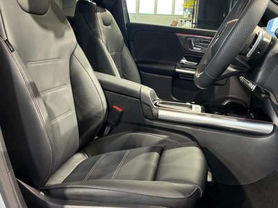 MERCEDES-BENZ GLA - 7