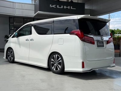 2023 Toyota ALPHARD — фото 4