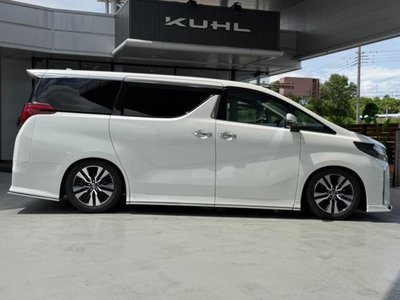 2023 Toyota ALPHARD — фото 7