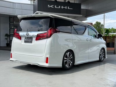 2023 Toyota ALPHARD — фото 6