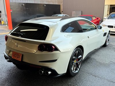 صورة 11 لـ 2020 Ferrari GTC4 LUSSO