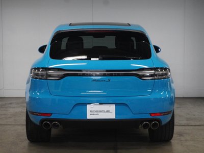 PORSCHE MACAN - 5
