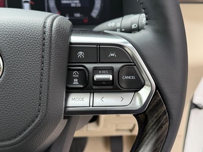 2026 Toyota LAND CRUISER 300 — миниатюра 48