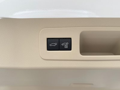 2026 Toyota LAND CRUISER 300 — миниатюра 71