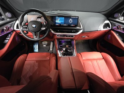 2025 BMW XM — фото 4