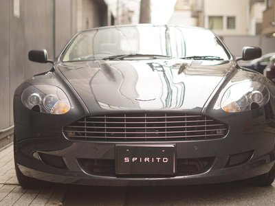 صورة 2 لـ 2010 Aston Martin DB9 VOLANTE