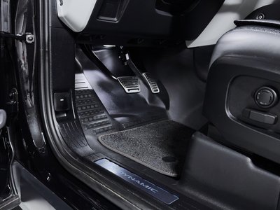 2024 LAND Rover DEFENDER photo 9