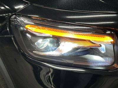 MERCEDES-BENZ GLB - 8