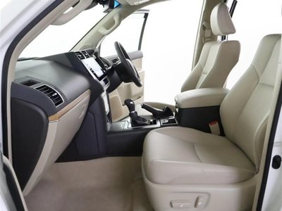 TOYOTA LAND CRUISER PRADO - 10