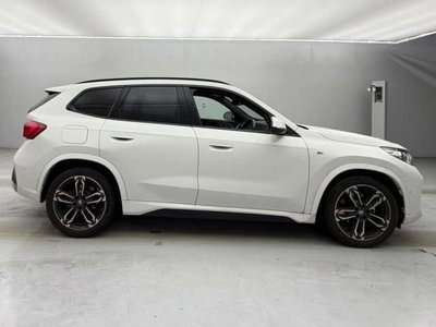 2025 BMW X1 photo 9