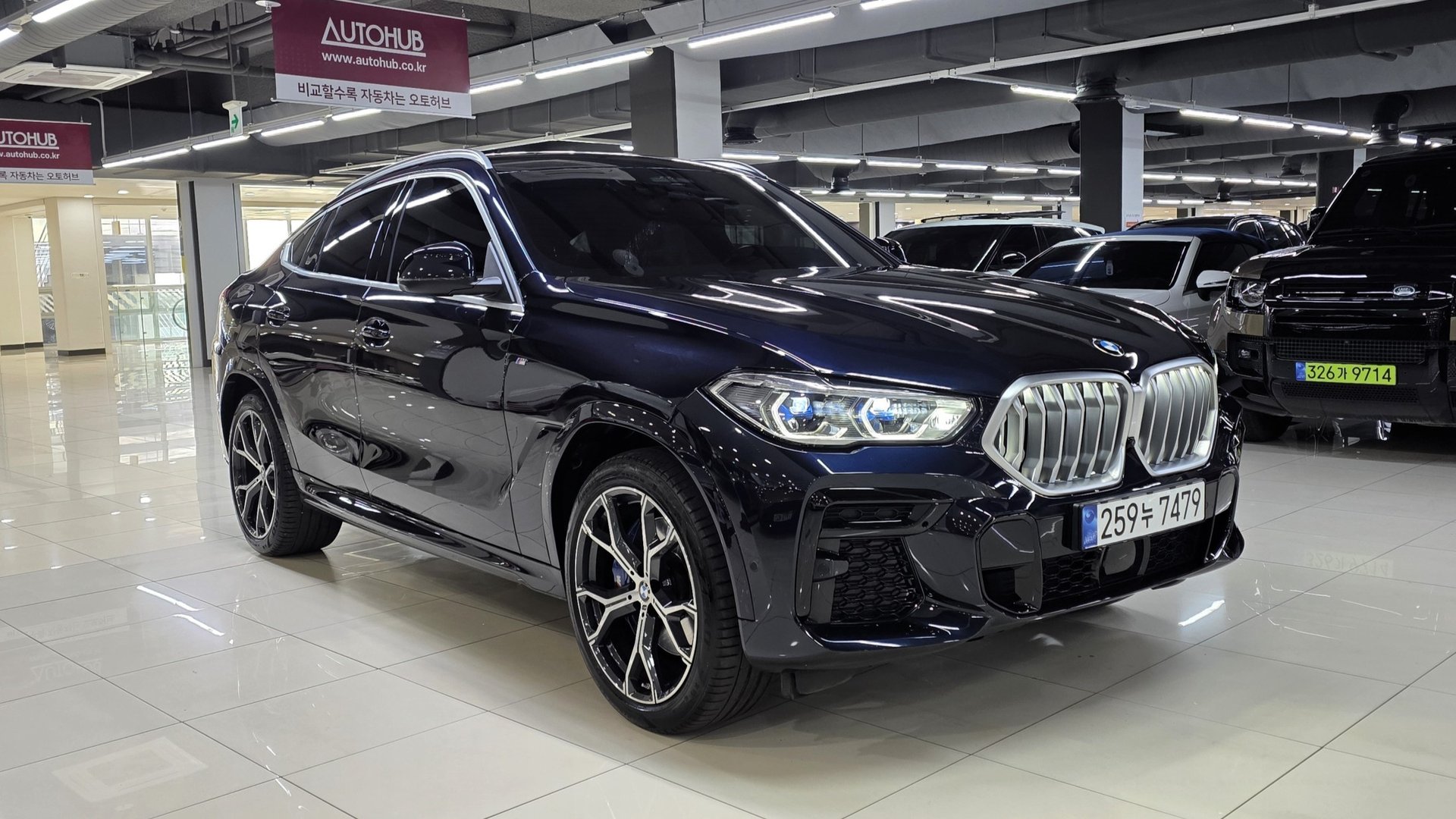BMW X6 - View 1