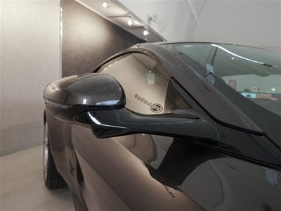 ASTON MARTIN DB12 - 9