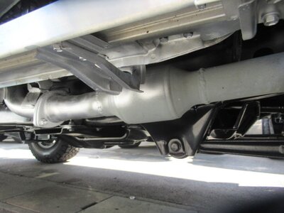 TOYOTA LAND CRUISER 70 - 7