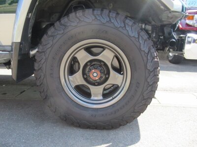 TOYOTA LAND CRUISER 70 - 10