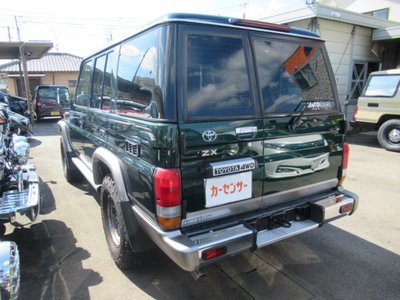 TOYOTA LAND CRUISER 70 - 6