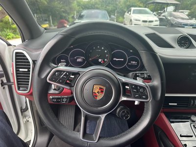2023 Porsche CAYENNE 照片 10