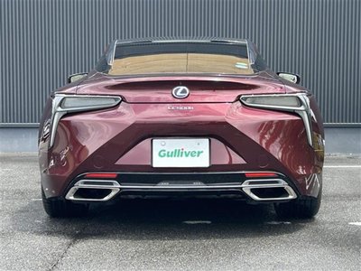 2017 Lexus LC thumbnail 23