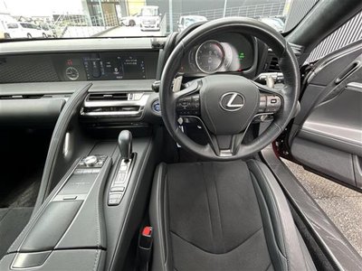 2017 Lexus LC thumbnail 26