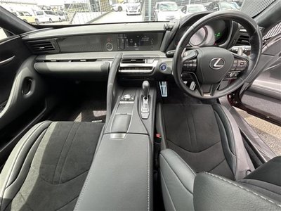 2017 Lexus LC thumbnail 42