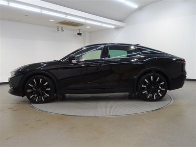 TOYOTA CROWN CROSSOVER - 7