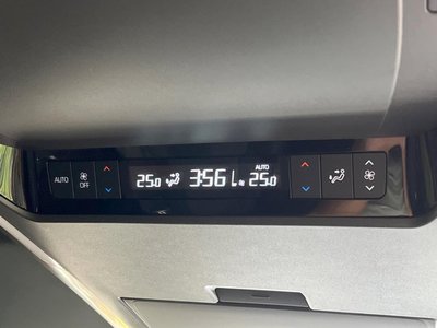 2025 TOYOTA ALPHARD 缩略图 46