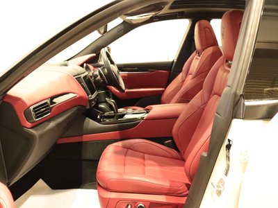 2023 Maserati LEVANTE thumbnail 28