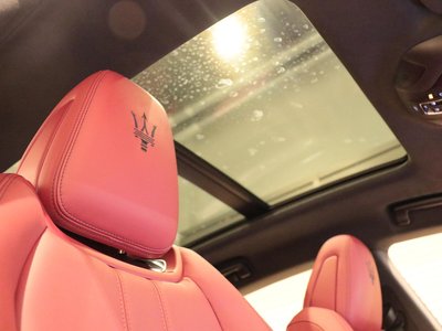 2023 Maserati LEVANTE thumbnail 31