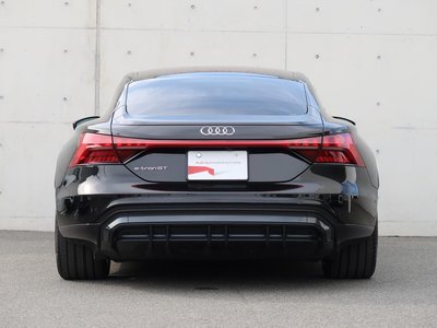 AUDI E-TRON GT QUATTRO - 7