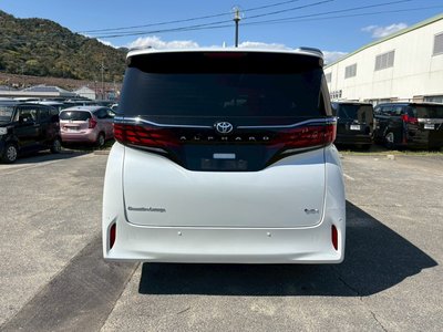 TOYOTA ALPHARD - 9