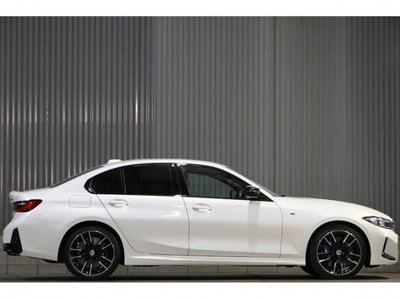 BMW 3 SERIES - 3