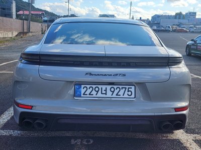 PORSCHE PANAMERA - 6