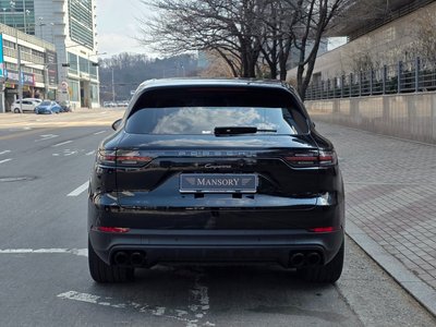 PORSCHE CAYENNE - 3