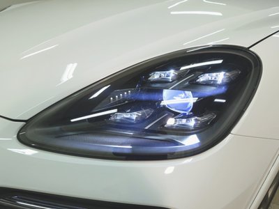 PORSCHE CAYENNE - 4