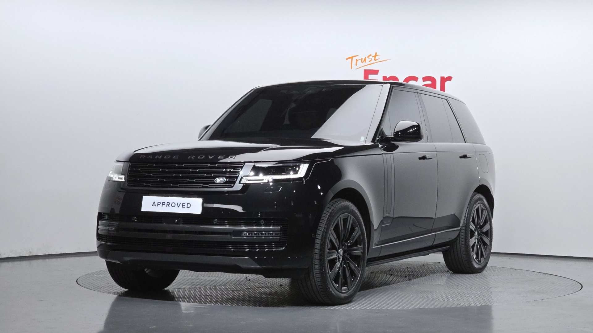 LAND ROVER RANGE ROVER - View 1