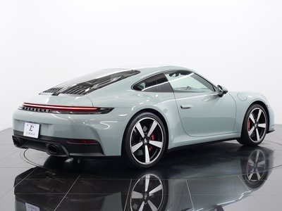 2025 Porsche 911 — миниатюра 19
