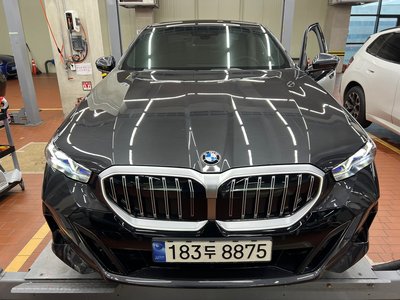 صورة 5 لـ 2023 BMW 5 SERIES