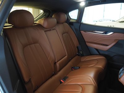 MASERATI LEVANTE - 8