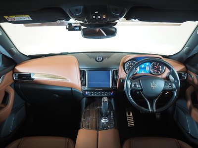 MASERATI LEVANTE - 5