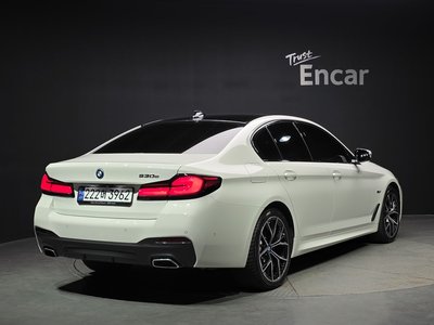 BMW 5 SERIES - 5