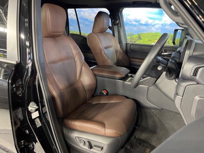 TOYOTA LAND CRUISER 250 - 8