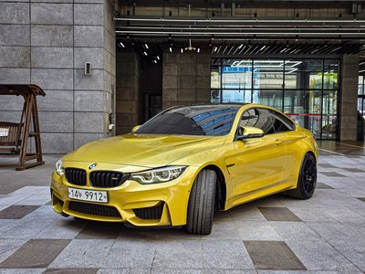 BMW M4 - 5